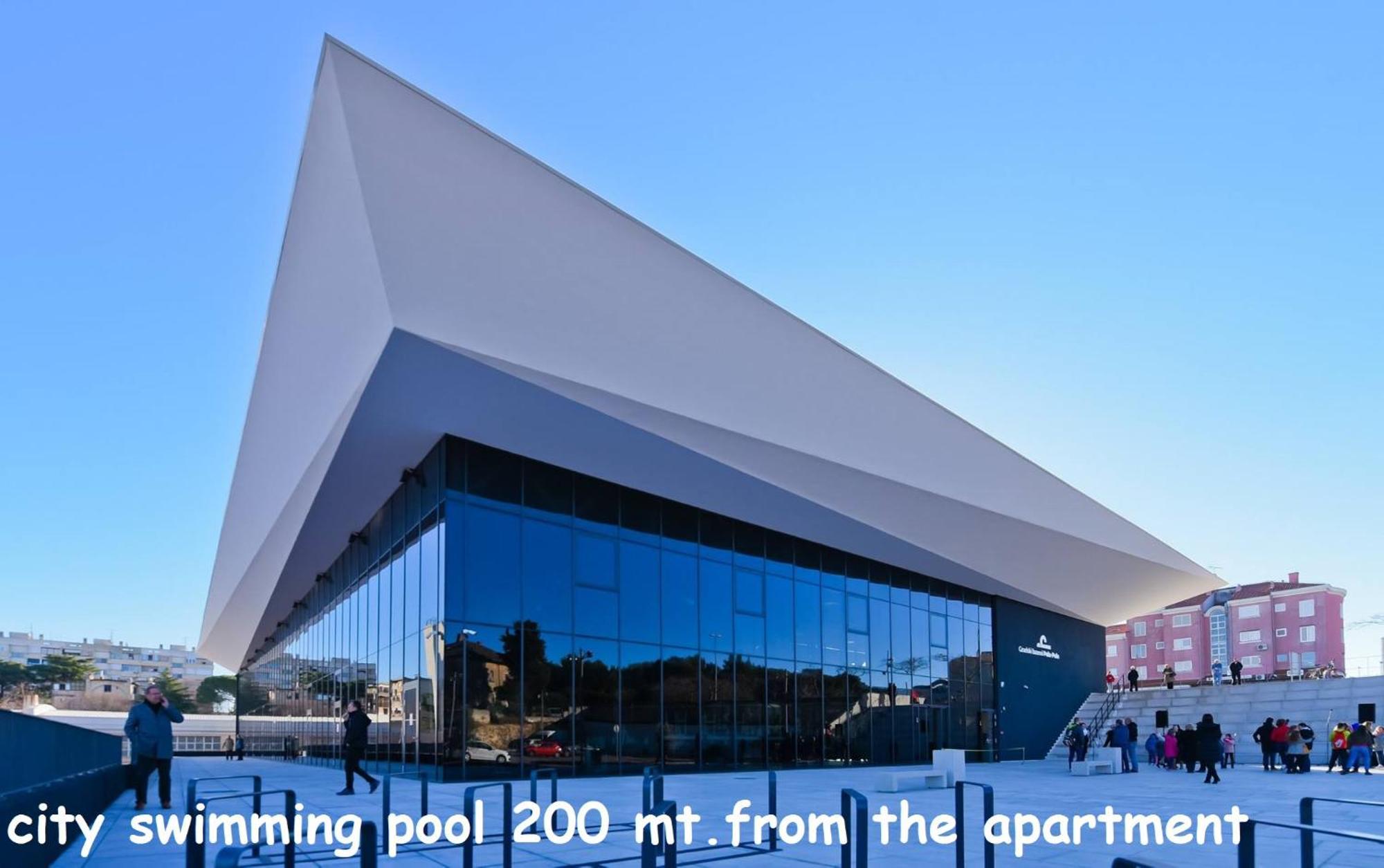Villa Valkane Pet Friendly 150M From The Stunning Valkane Beach, City Indoor Pools-Fitness And City Mall Пула Екстериор снимка