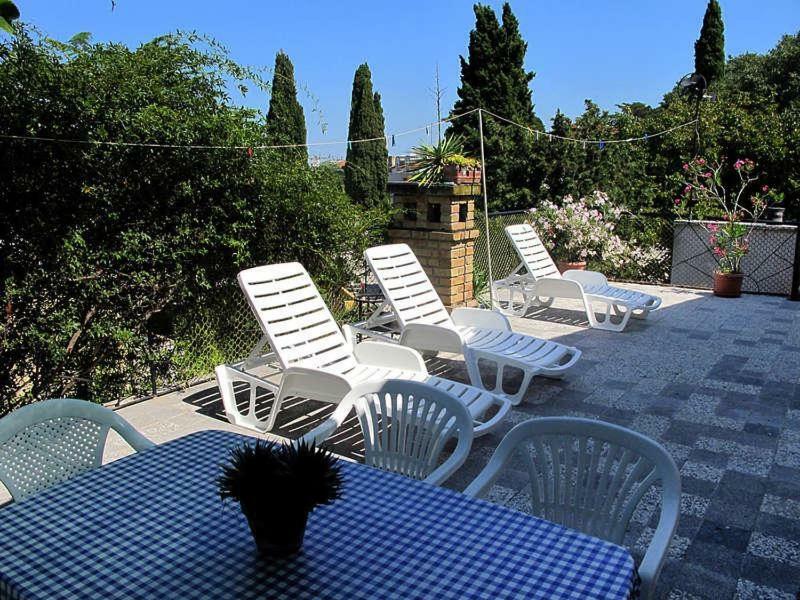 Villa Valkane Pet Friendly 150M From The Stunning Valkane Beach, City Indoor Pools-Fitness And City Mall Пула Екстериор снимка